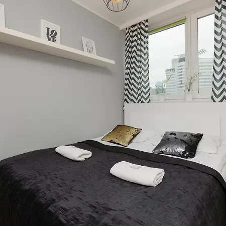 Charming In Center With Air Conditioning By Renters Lejlighed